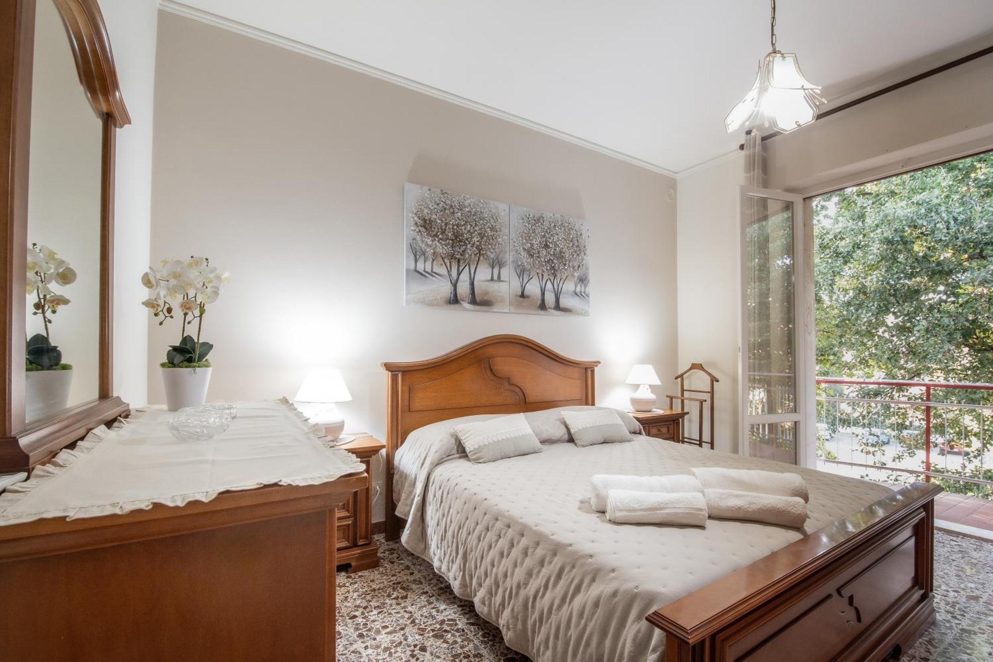Domus Umberto - Guest House Arezzo Extérieur photo