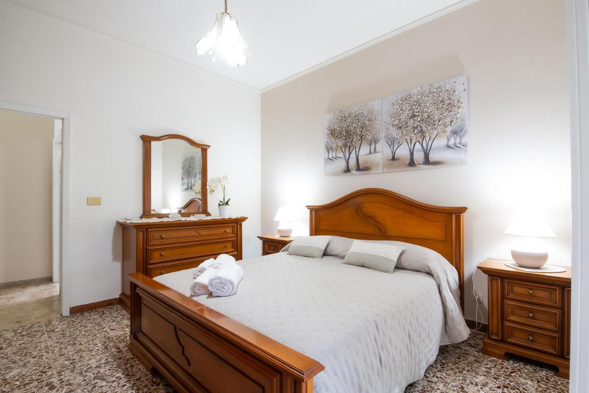 Domus Umberto - Guest House Arezzo Extérieur photo