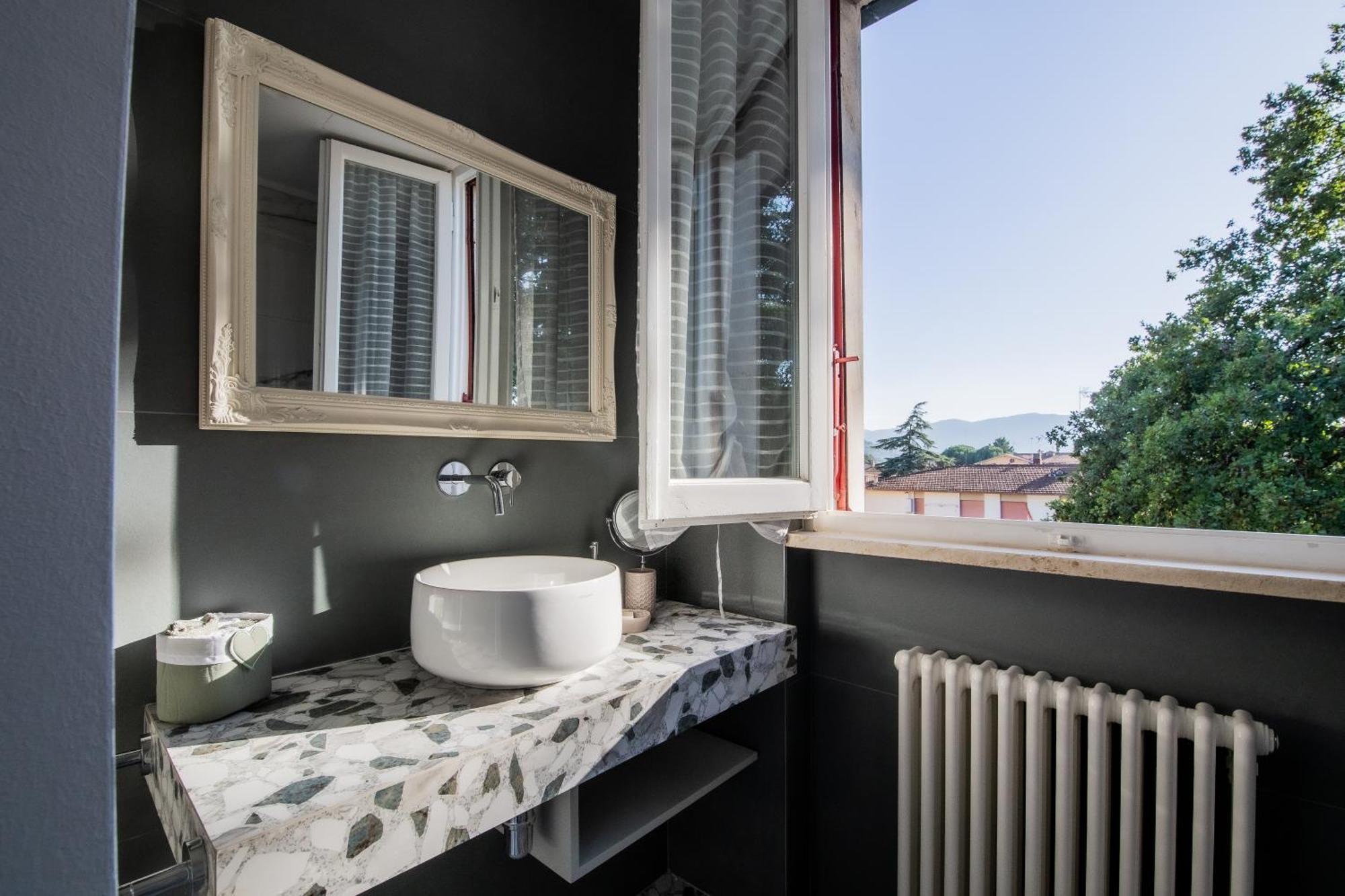 Domus Umberto - Guest House Arezzo Extérieur photo